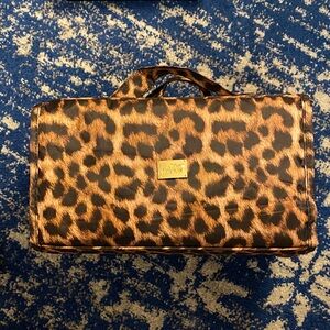 JM New York Roll Up Makeup Jewelry Bag Cheetah Travel Toiletries 12"x8"x7"